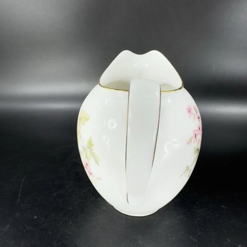 Hutschenreuther Selb LHS Bavaria Germany Porcelain Painted Small Pitcher Creamer